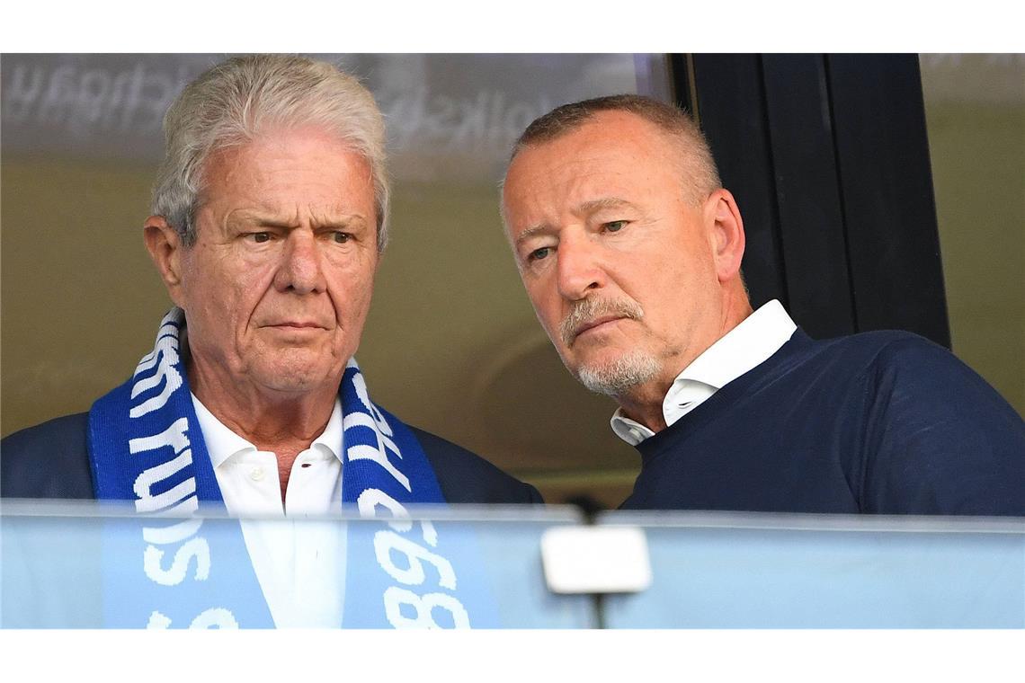 Spielerberater Roger Wittmann (l.) mit Dietmar Hopp. Laut Medien müssen zwei Geschäftsführer wegen ihm gehen (Archivfoto).
