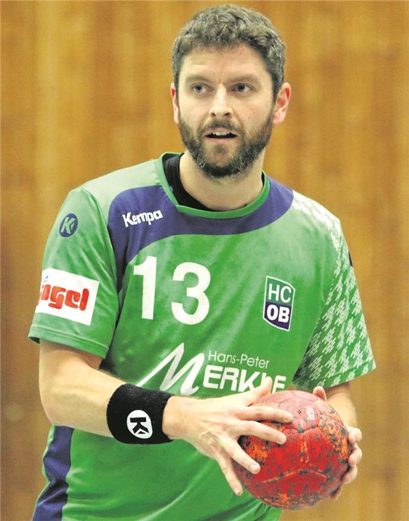 Spielertrainer Sebastian Forch strebt mit dem HCOB II einen Heimsieg an.Foto: A. Hornauer