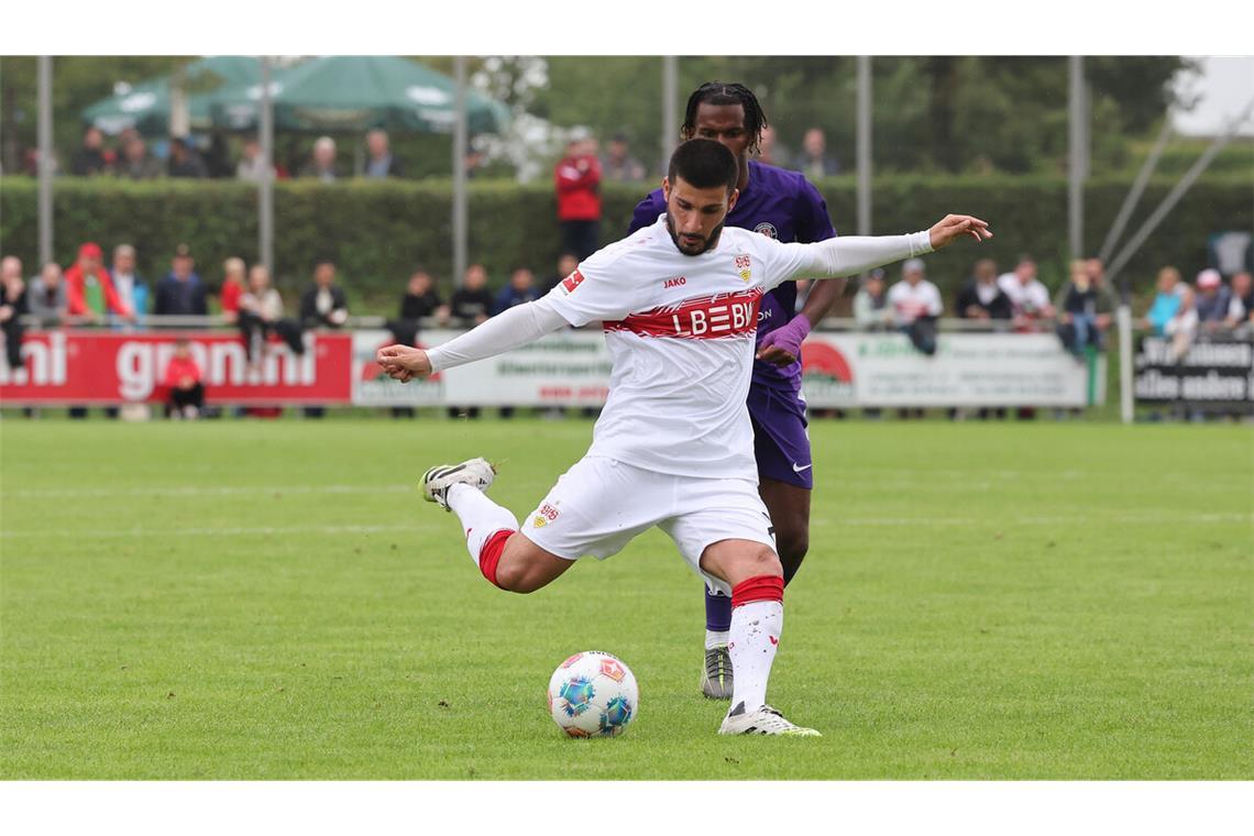 Spielfreudig mit Zug zum Tor: VfB-Stürmer Deniz Undav spielt bisher eine starke Vorbereitung.
         
           Foto: Baumann