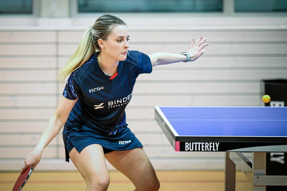 Zufriedenheit größer als die Enttäuschung Spitzenspielerin Teodora Ciulica hat mit 21:11 die beste Einzelbilanz der TTV-Frauen in dieser Saison hingelegt. Foto: Alexander Becher
