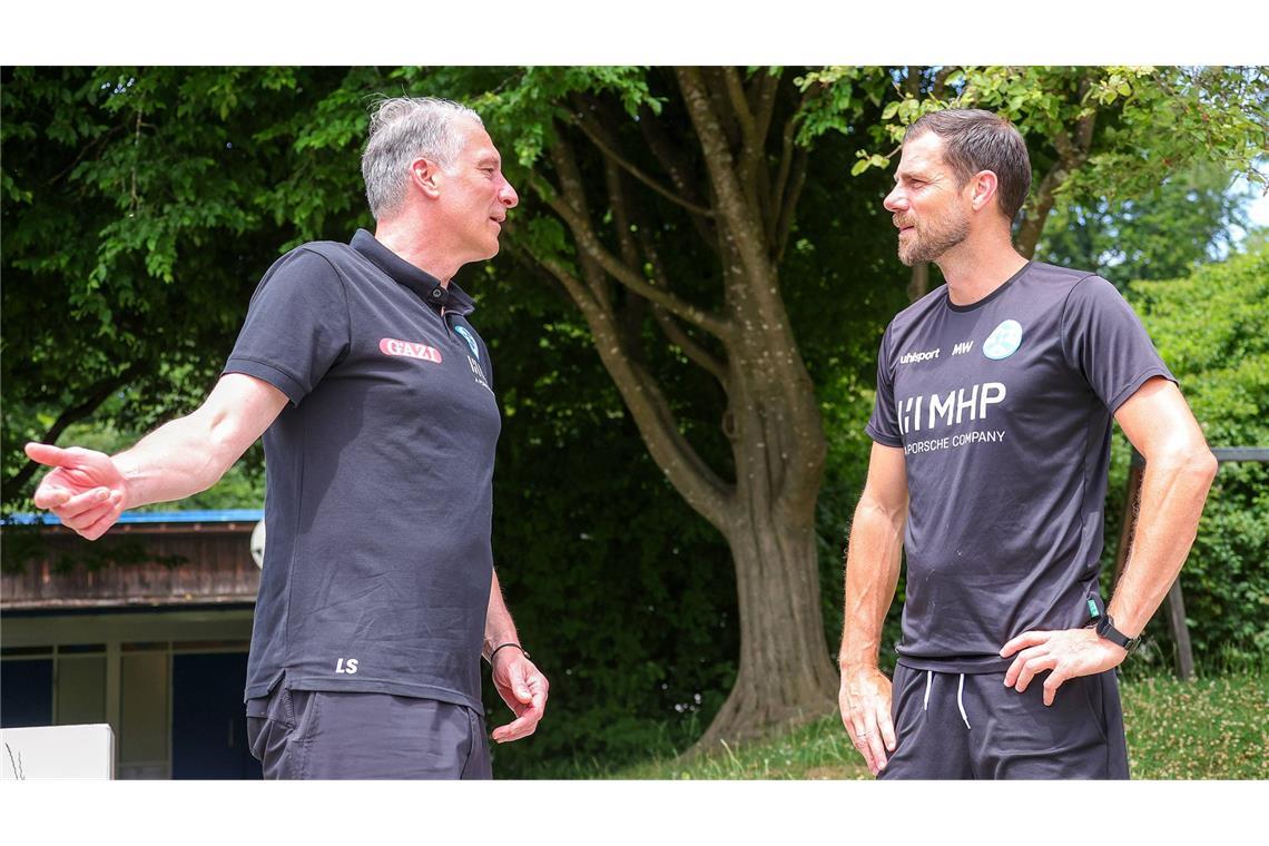 Regionalliga-Spieltage 11 bis 19 fix terminiert Sport-Geschäftsführer Lutz Siebrecht (li.) und Trainer Marco Wildersinn können weitere 2025 planen.