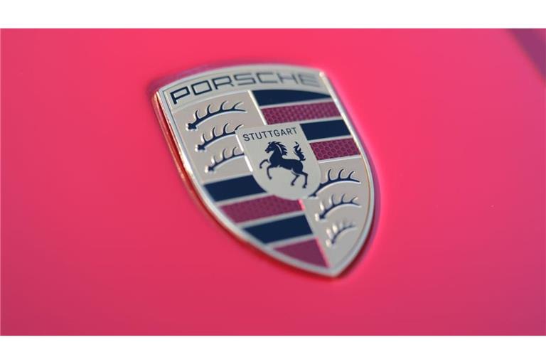 Sportwagenbauer Porsche verzeichnet einen erneuten Absatzrückgang. (Archivbild)