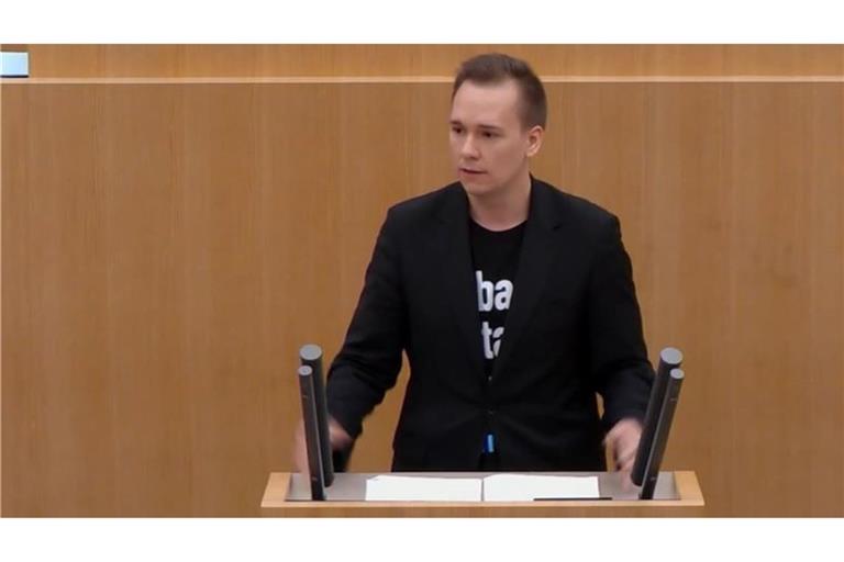 Sprechen durfte Daniel Lindenschmid am vergangenen Mittwoch nur mit zugeknöpftem Sakko.