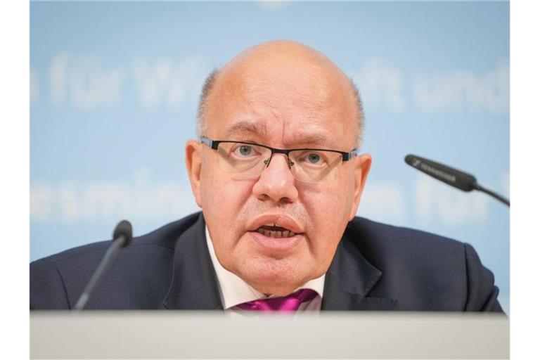 Spricht sich für eine Verlängerung der Überbrückungshilfen aus: Peter Altmaier. Foto: Kay Nietfeld/dpa