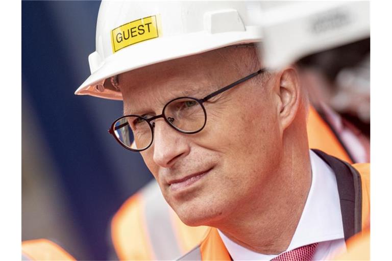 Spricht sich gegen Mietendeckel aus: Hamburgs Bürgermeister Peter Tschentscher. Foto: Axel Heimken