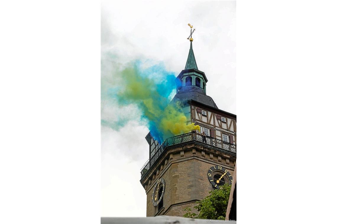 Stadtturm in blau gelb // Freitag // 50. Backnanger Straßenfest