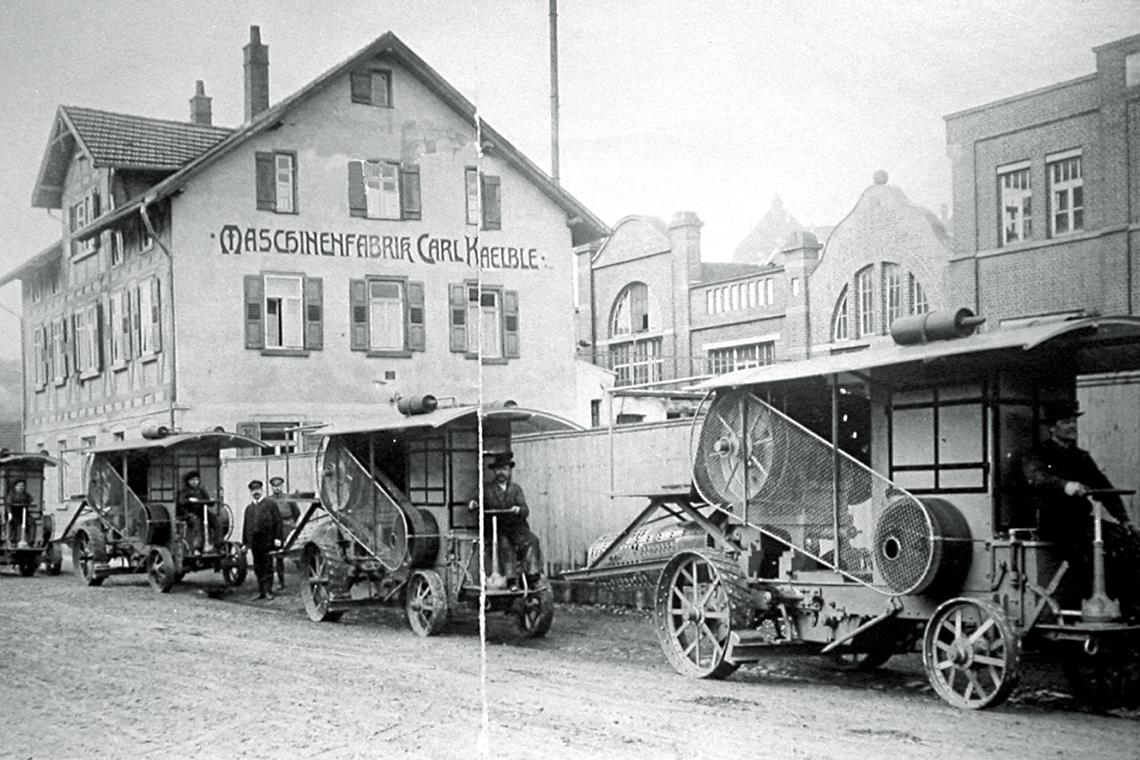 Stammhaus der Firma Kaelble mit Steinbrechern 1917. Sie wurden bereits 1908 nach dem Erdbeben in Messina eingesetzt. Repros: P. Wolf
