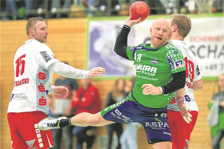 Stand zum Saisonabschluss als Spieler des HC Oppenweiler Backnang ein letztes Mal im Blickpunkt: Urgestein Jonas Frank. Foto: A. Becher