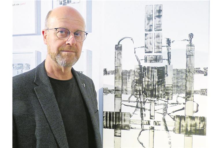 „Standaufnahmen“: Unter diesem Titel sind in der Galerie des Heimat- und Kunstvereins in Backnang Arbeiten von Ulrich Olpp und Barbara Kastin zu sehen. Fotos: P. Wolf