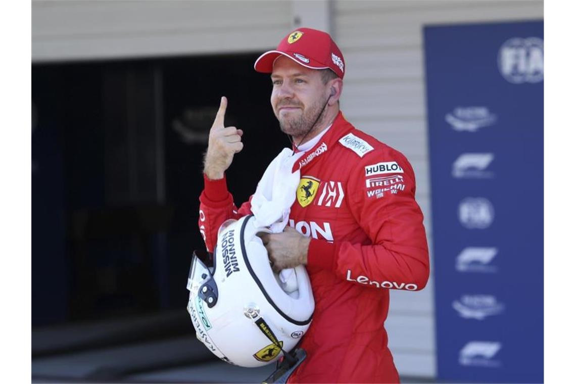 Startet in Suzuka von Platz eins: Ferrari-Pilot Sebastian Vettel. Foto: Toru Takahashi/AP/dpa