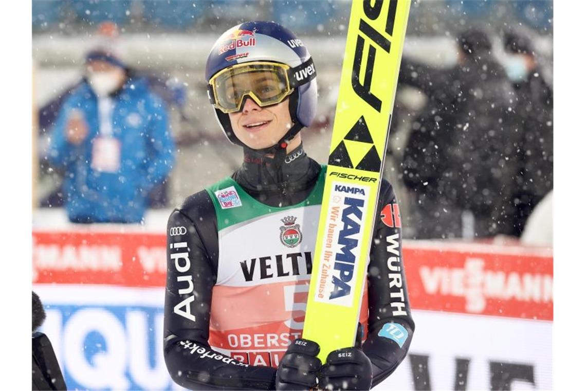 Startet mit Deutschlands Skispringern in die neue Saison: Andreas Wellinger. Foto: Daniel Karmann/dpa