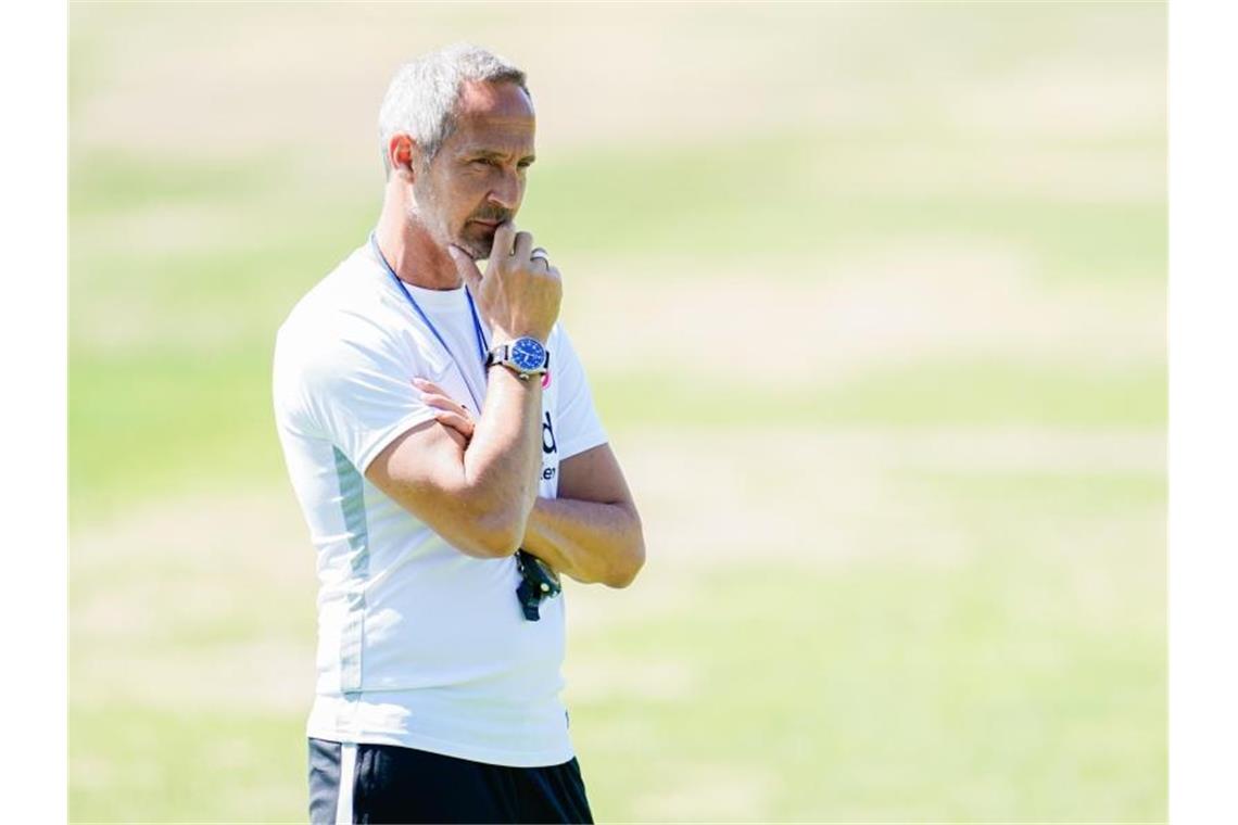 Quali-Start in Estland: Eintracht Favorit in Tallinn Startet mit Frankfurt in die Saison: Eintracht-Coach Adi Hütter. Foto: Uwe Anspach