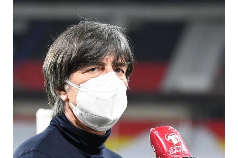 Startete mit dem DFB-Team erfolgreich in die WM-Qualifikation für Katar: Bundestrainer Joachim Löw. Foto: Federico Gambarini/dpa
