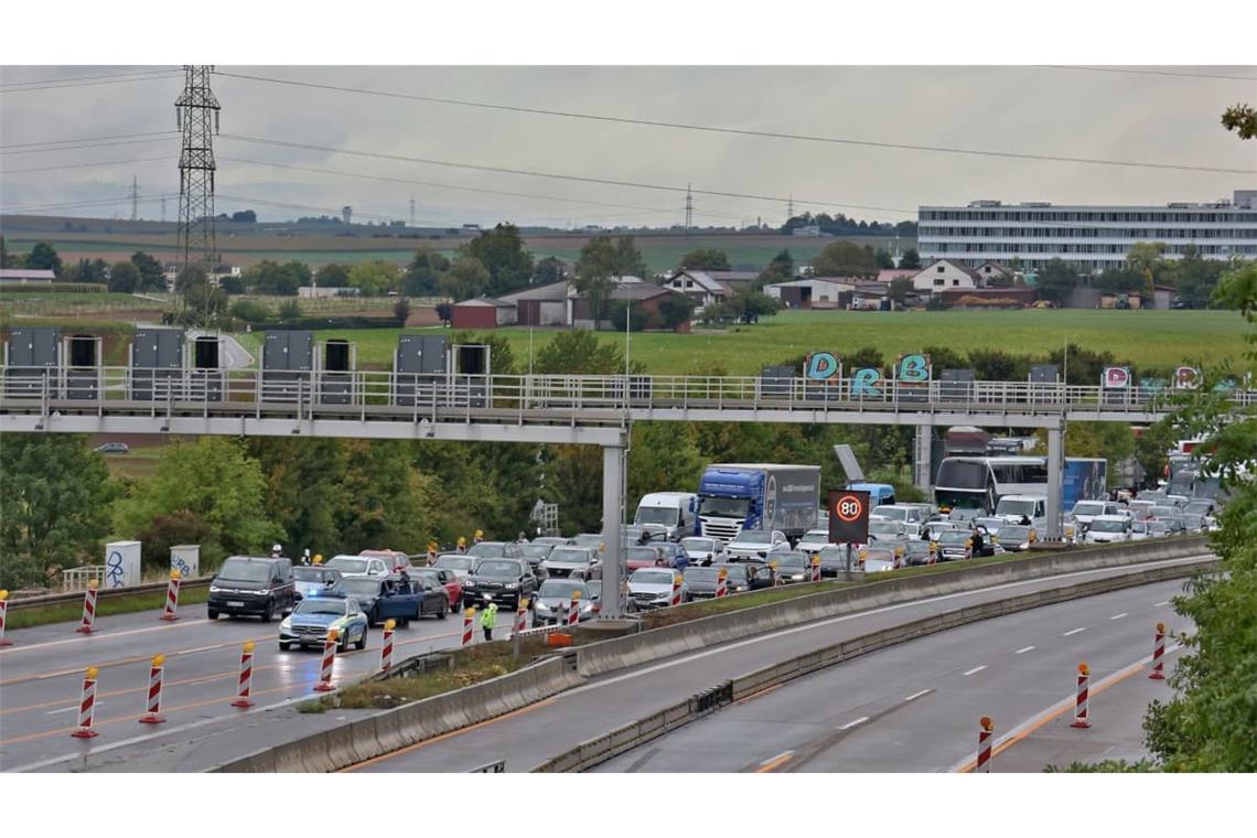 Stau am Engelbergtunnel: Auf den Verkehrskameras ist er für die Öffentlichkeit nicht zu sehen.