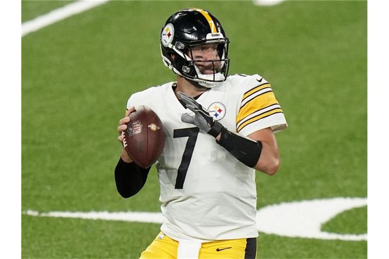 Steelers-Quarterback Ben Roethlisberger leistete sich gegen die Cleveland Browns keinen Ballverlust. Foto: Frank Franklin Ii/AP/dpa