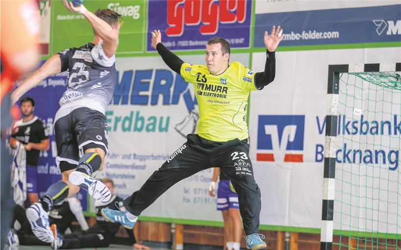 Stefan Koppmeier möchte auch bei seinem ersten HCOB-Heimspiel in der Gemeindehalle einige Paraden zeigen. Foto: A. Becher