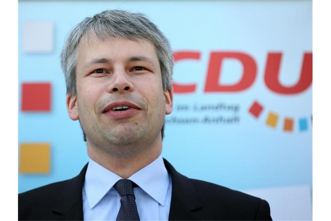 Steffen Bilger (CDU), Parlamentarischer Staatssekretär. Foto: Ronny Hartmann/zb/dpa/Archivbild