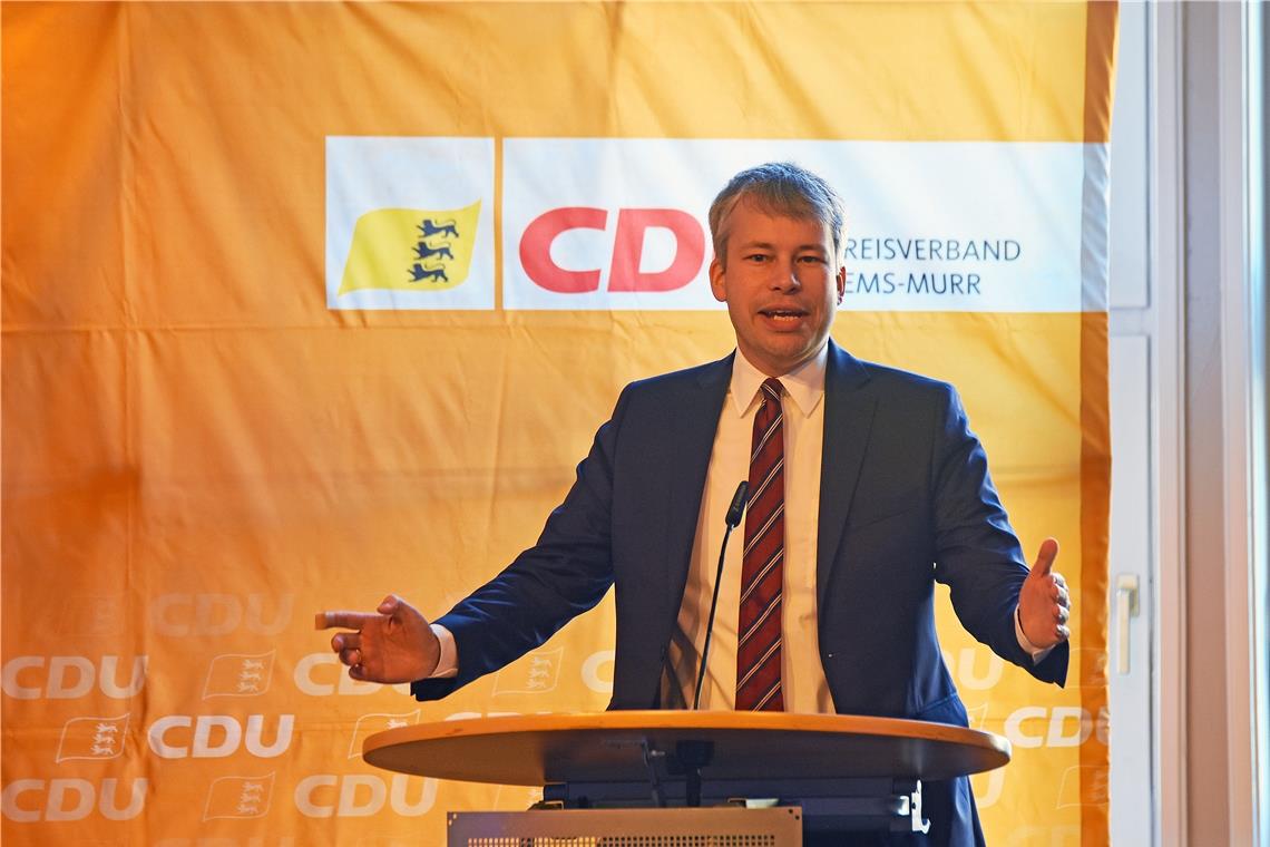 Steffen Bilger, parlamentarischer Staatssekretär beim Bundesminister für Verkehr und digitale Infrastruktur, hat bei der Dreikönigsbegegnung der CDU vor seinen Parteifreunden im Backnanger Bürgerhaus gesprochen. Foto: T. Sellmaier