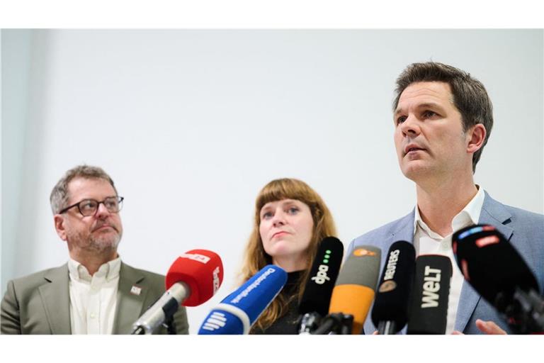 Steffen Krach (r-l, SPD), Kerstin Wolter (Die Linke) und Werner Graf (Bündnis90/Die Grünen) sondierten seit vergangener Woche über eine Regierungsbildung. 