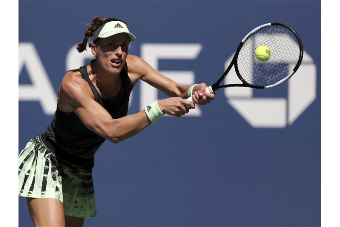Steht bei den US Open in Runde drei: Andrea Petkovic in Aktion. Foto: Eduardo Munoz Alvarez/AP