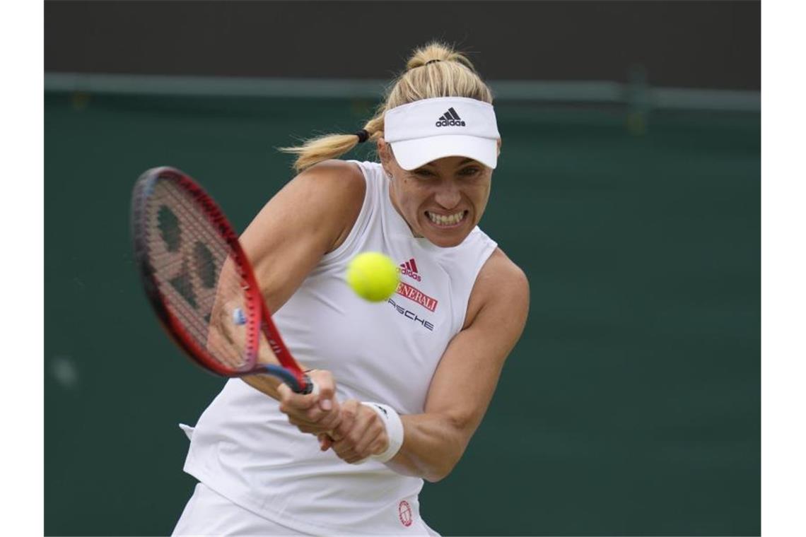 Steht in Wimbledon im Achtelfinale: Angelique Kerber. Foto: Kirsty Wigglesworth/AP/dpa