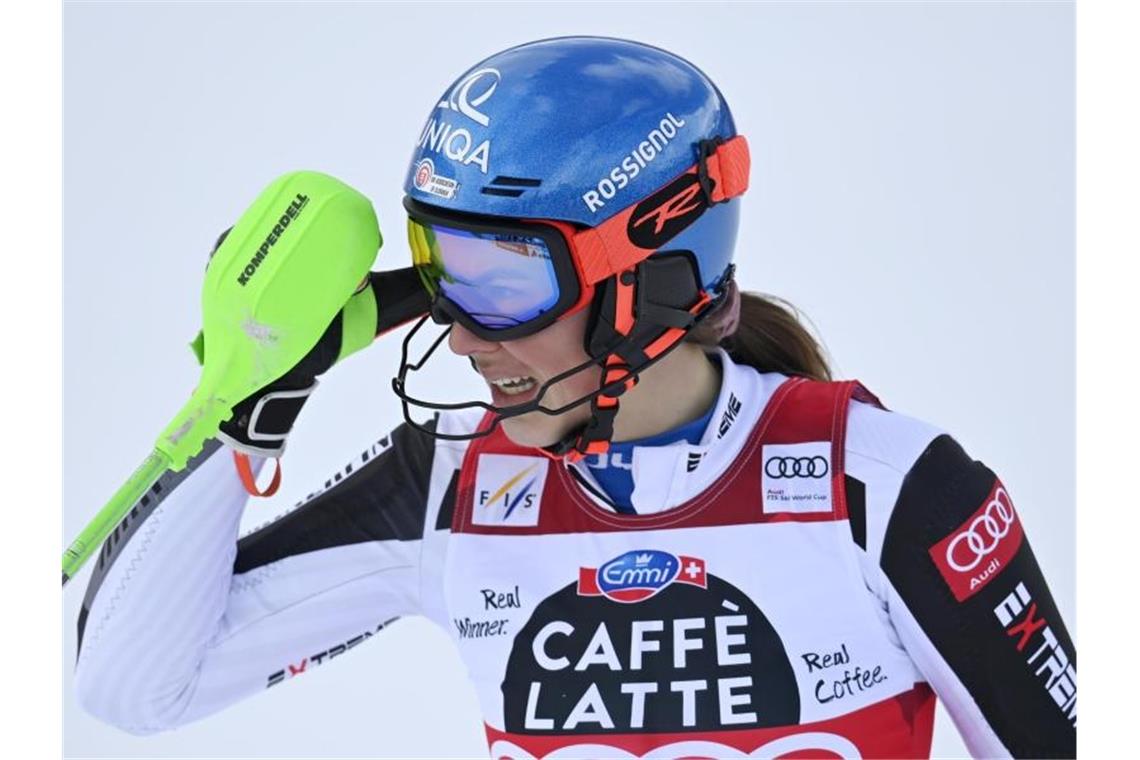 Slowakin Vlhova gewinnt Ski-Gesamtweltcup Steht unmittelbar vor dem Gewinn des alpinen Gesamtweltcups: Petra Vlhova aus der Slowakei. Foto: Gian Ehrenzeller/KEYSTONE/dpa