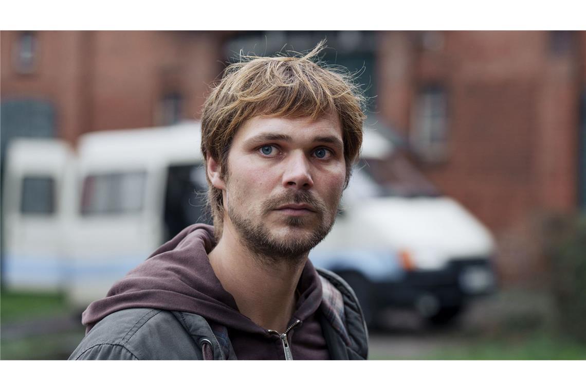 So giftig wird es bei der „Letzten Ernte“ Steht unter Druck: Sven Feldhusens (Henning Flüsloh) Bio-Apfelhof unterliegt strengen Richtlinien des Bioverbandes