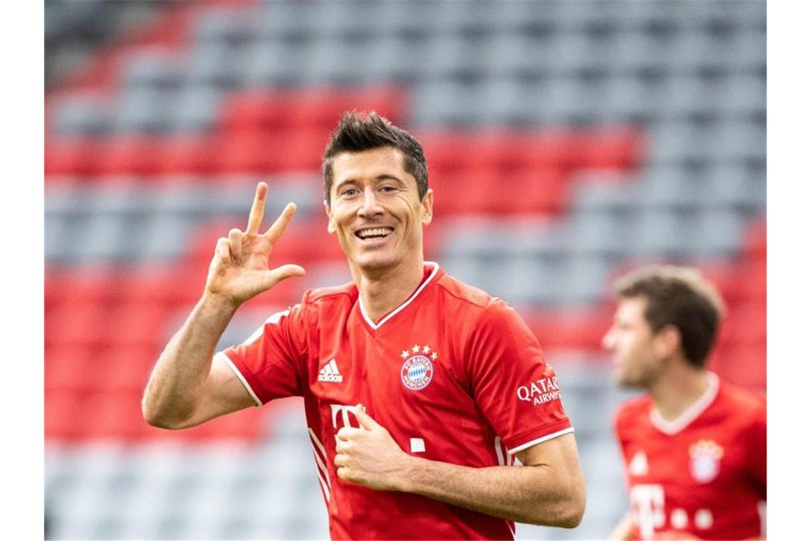 Steht vor seinem 200. Bundesliga-Spiel im Bayern-Trikot: Torgarant Robert Lewandowski. Foto: Matthias Balk/dpa