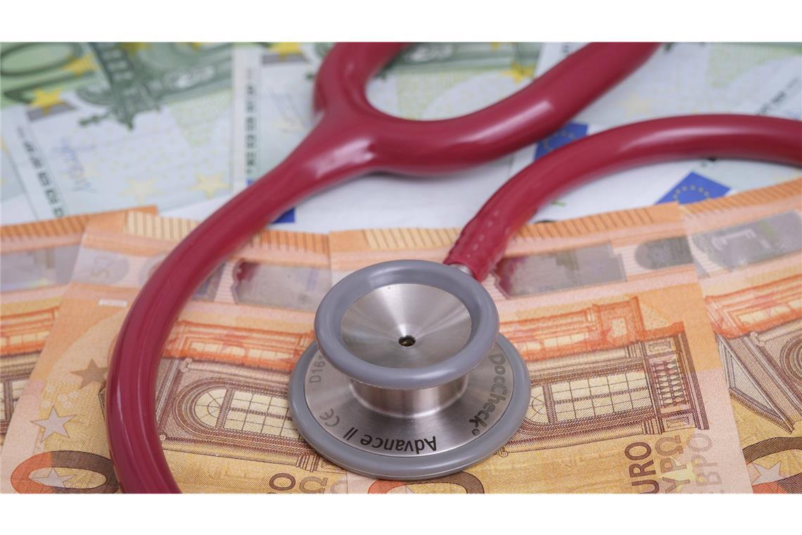 Diese neun Krankenkassen sind jetzt teurer Steigende Kosten im deutschen Gesundheitssystem.