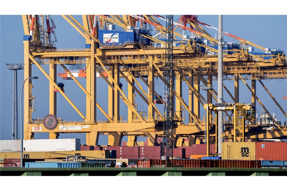 Iran-Krieg trifft Deutschland: Sprit und Gas deutlich teurer