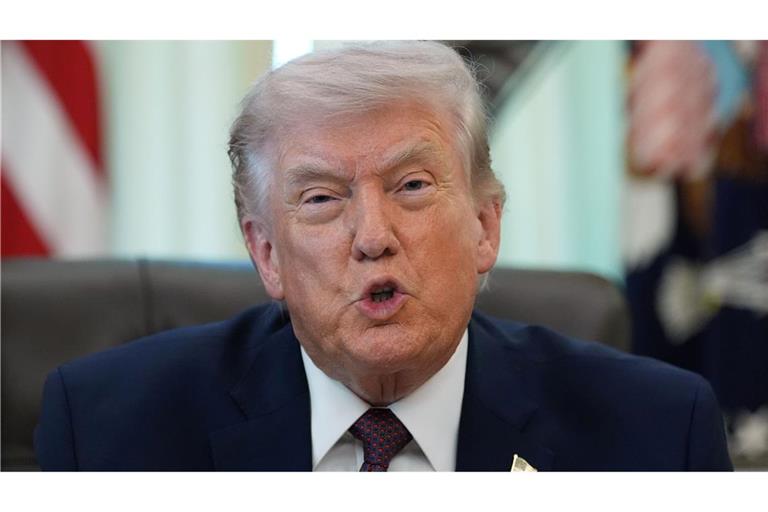 Stellt ein Ende der US-Angriffe im Iran in wenigen Wochen in Aussicht - US-Präsident Trump.