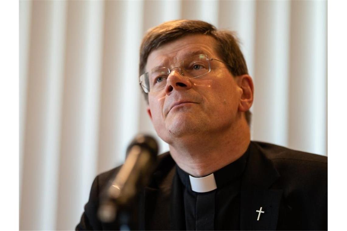 Stephan Burger, Erzbischof von Freiburg, nimmt an einer Pressekonferenz teil. Foto: Patrick Seeger