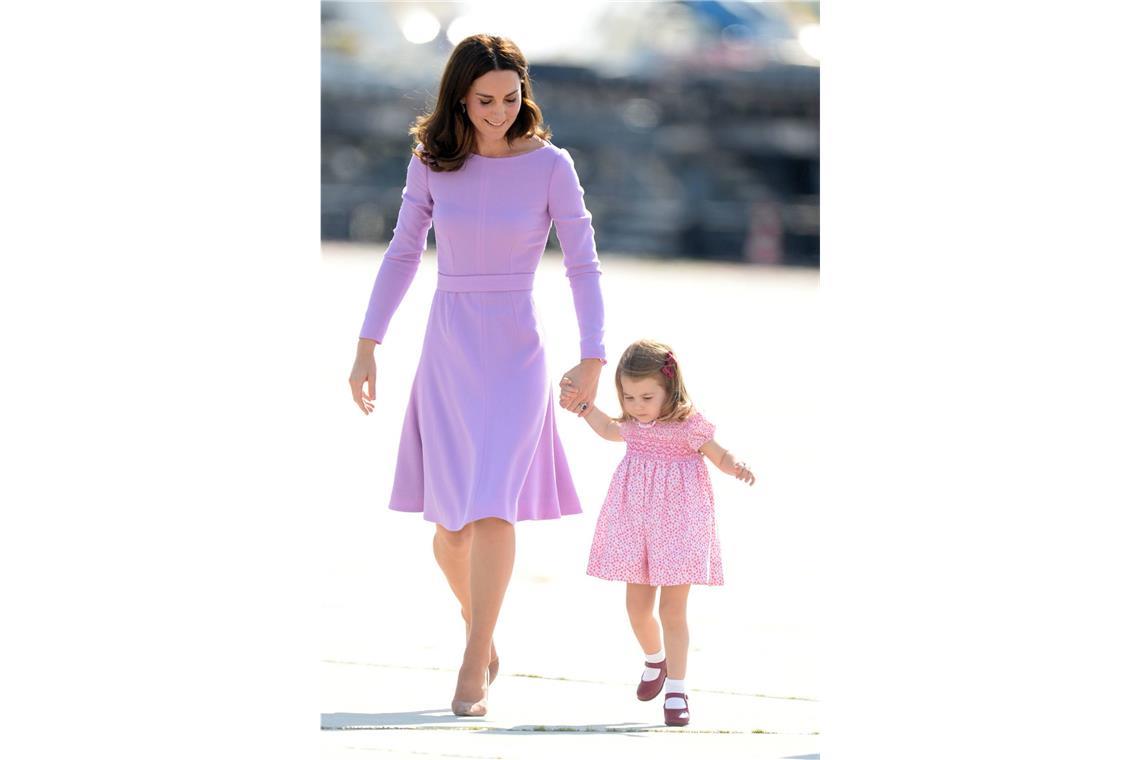 Stets im Partnerlook: Herzogin Kate und ihre zweijährige Tochter Charlotte.