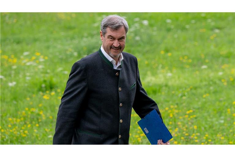 Steuererhöhungen sind für die CSU immer ein schwieriges Thema - auch die jüngsten Rufe aus der SPD stoßen auf Widerstand. (Archivbild)