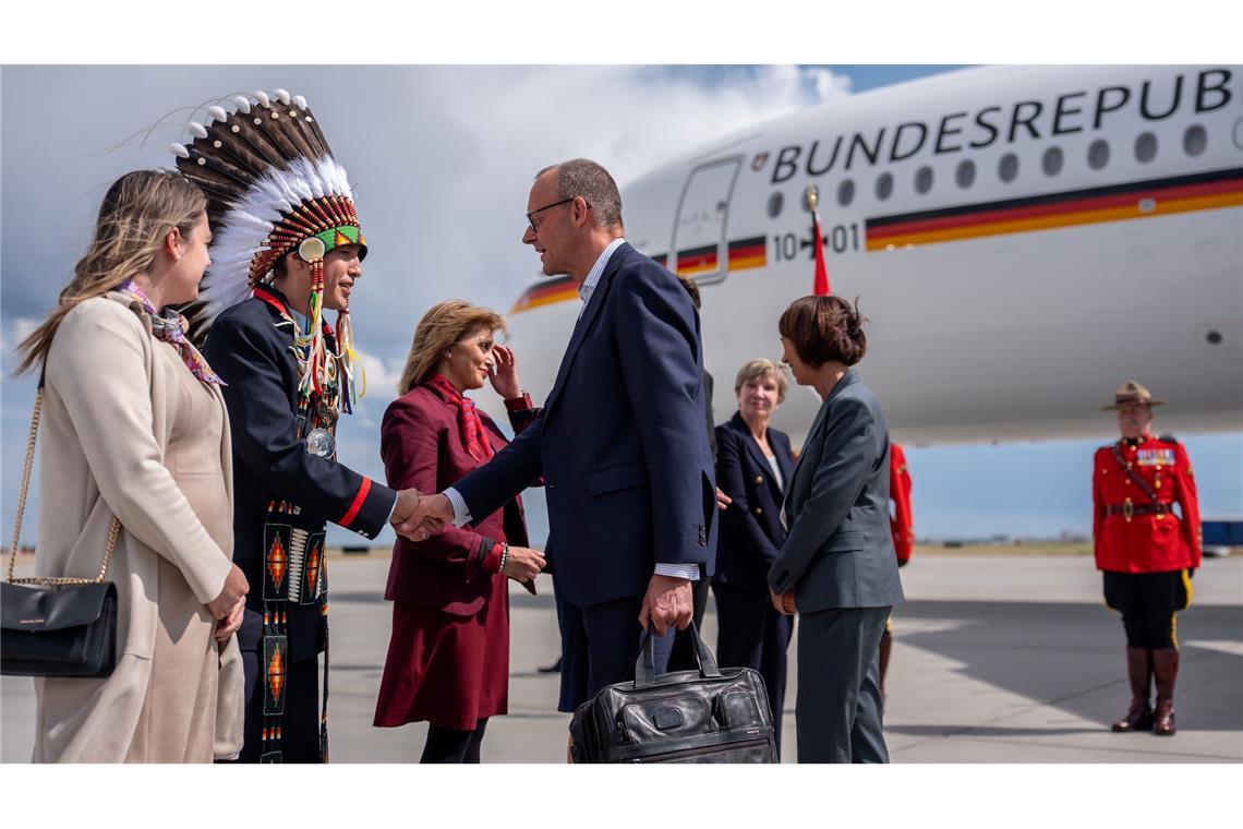Ureinwohner und Olympia: Der G7-Gipfelort Kananaskis Steven Crowchild von der indigenen Tsuut’ina Nation begrüßte Kanzler Friedrich Merz in Calgary.