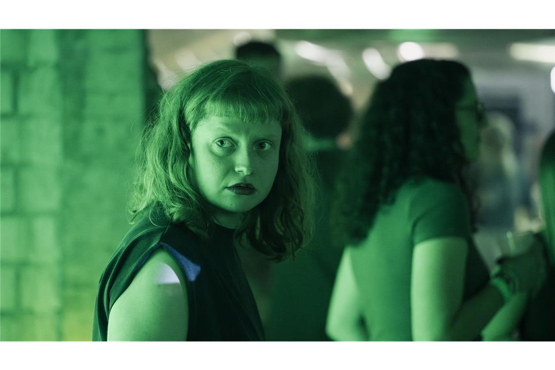 Wie war „Fiderallala“, der neue „Tatort“ aus Münster? Studentin Lucy Osthoven (Luise von Stein) hat jemanden auf der Studentenparty entdeckt.