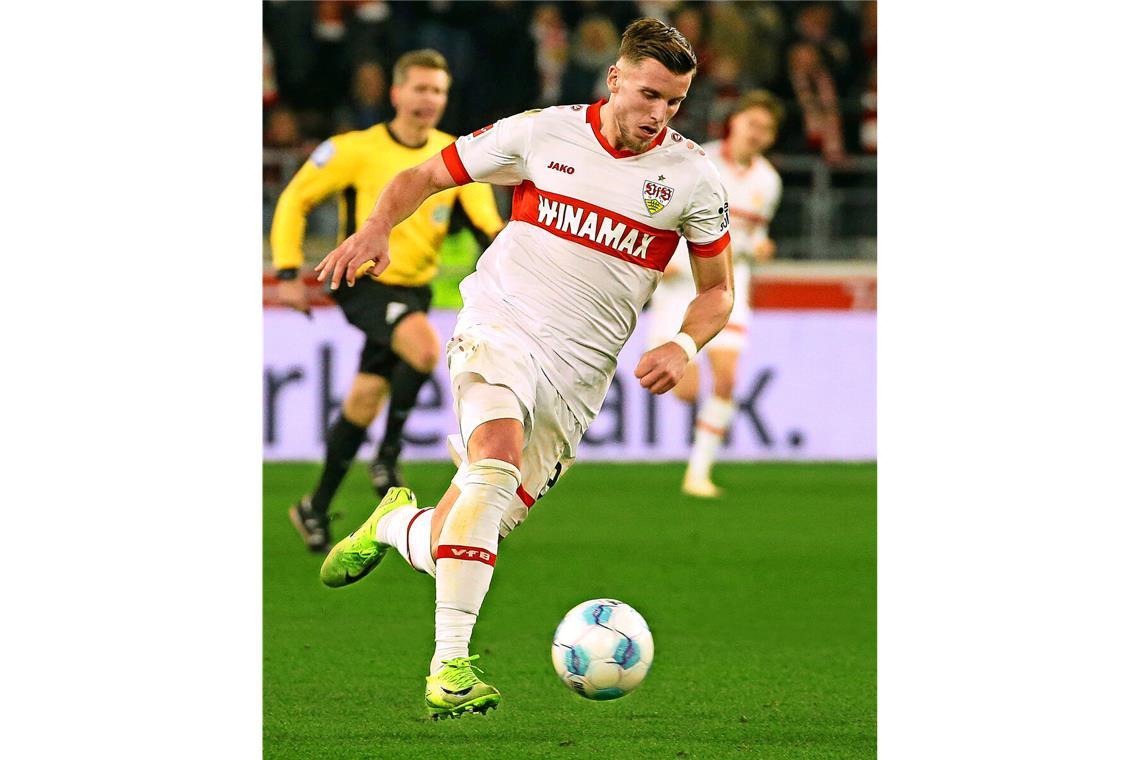 „Ich bin mein größter Kritiker“ Stürmer Ermedin Demirovic wechselte im Sommer 2024 für rund 21 Millionen Euro vom FC Augsburg zum VfB.