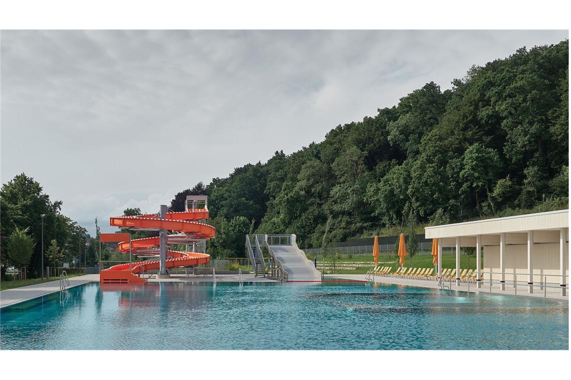 Stuttgarter asp Architekten sind mit dem Schwimmbadbau im Rennen um den DAM-Preis.