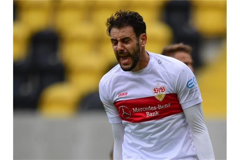 Stuttgarts Hamadi Al Ghaddioui freut sich über seinen Treffer zum 1:0 gegen Dynamo Dresden. Foto: Robert Michael/dpa-Pool/dpa
