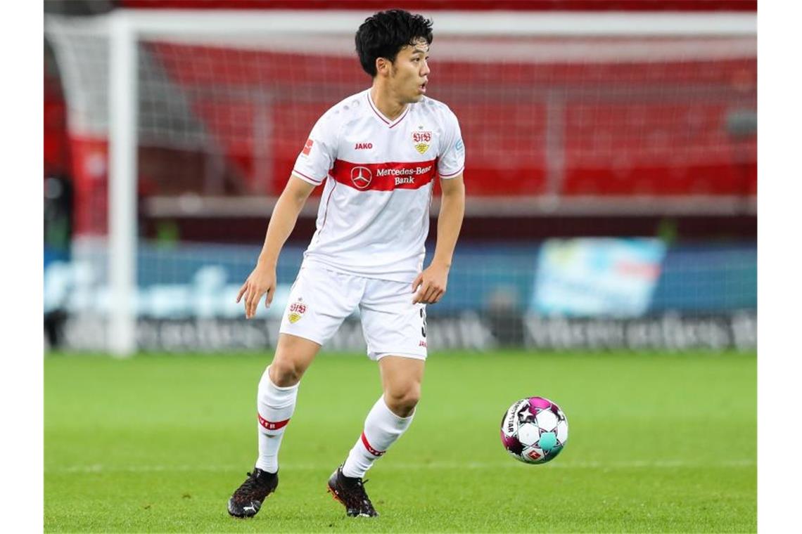 Nationalspieler Endo verlängert beim VfB Stuttgart Stuttgarts Wataru Endo in Aktion. Foto: Tom Weller/dpa/Archivbild