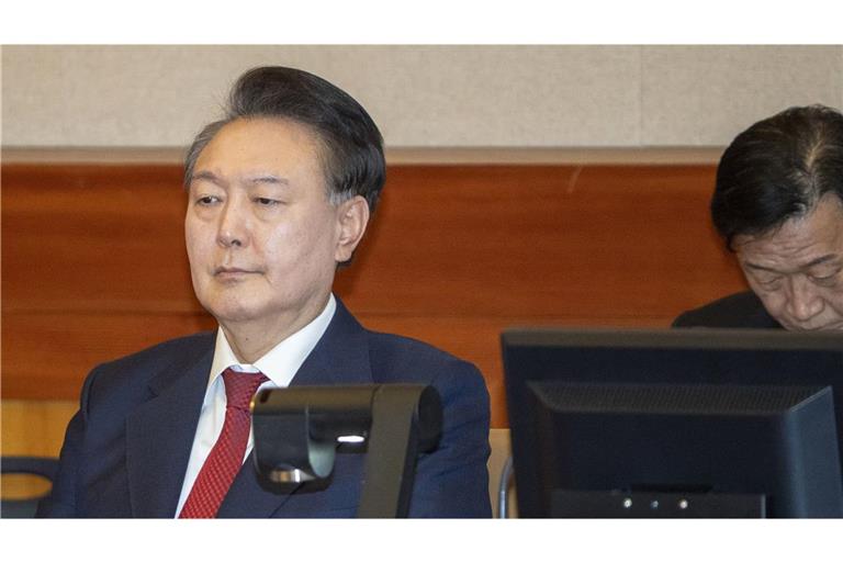 Südkoreas angeklagter Präsident Yoon Suk Yeol bei einer  in Seoul. (Archivbild)
