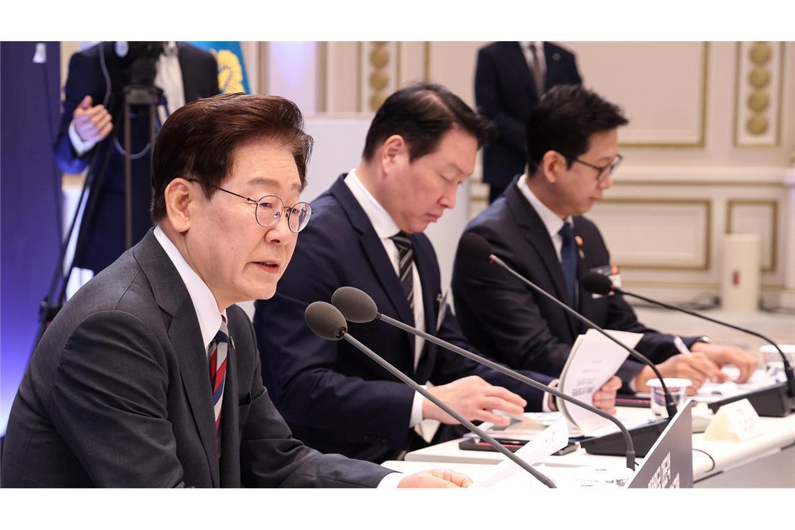 Südkoreas Präsident Lee Jae Myung stellt seinen ambitionierten Investitionsplan vor.