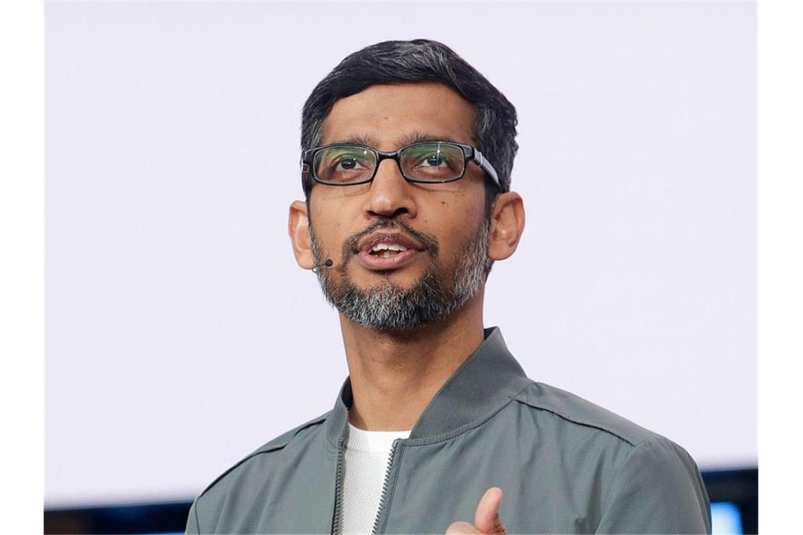 Sundar Pichai wird künftig sowohl als Vorstandschef von Alphabet als auch von Google agieren. Foto: Jeff Chiu/AP/dpa