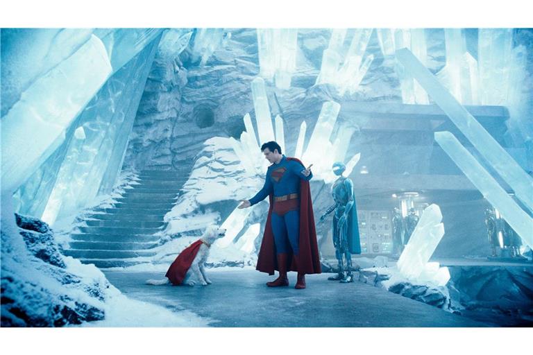 Superman (David Corenswet) und sein Superhund Krypto
