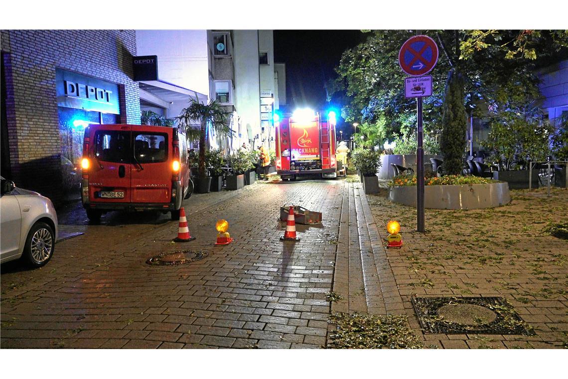 Superzelle über Backnang: Schwere Unwetter - Feuerwehr pumpt Keller aus