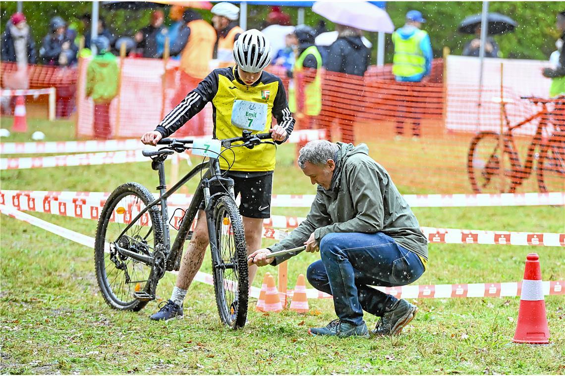 Support beim 4. Kindercrossduathlon des TC Backnang im Plattenwald. SP