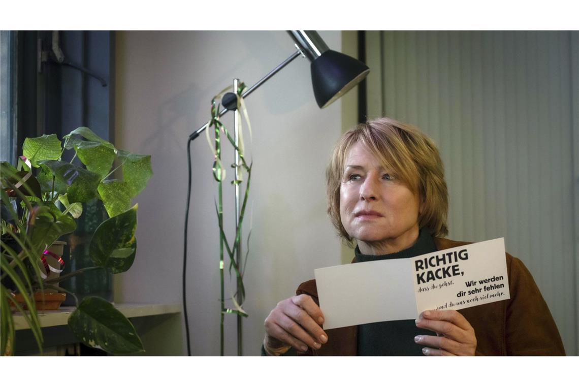 Susanne Bonard (Corinna Harfouch, Bild) hat es geschafft: Sie verbringt ihren letzten Tag im Dienst in der Mordkommission des LKA.