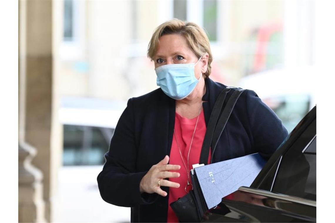 Land stockt finanzielle Unterstützung für Sportvereine auf Susanne Eisenmann (CDU), Ministerin für Kultus, Jugend und Sport in Baden-Württemberg. Foto: Bernd Weißbrod/dpa
