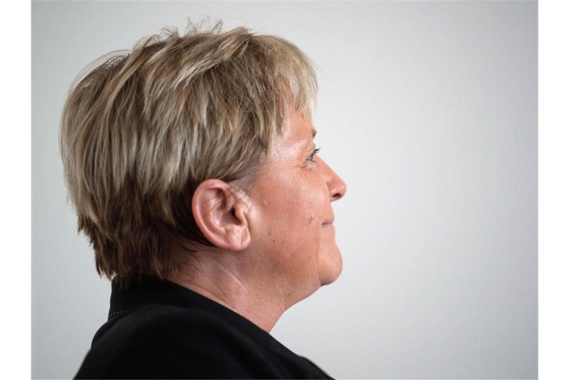 Eisenmann will Kretschmanns Alter nicht zum Thema machen Susanne Eisenmann (CDU), Ministerin für Kultus, Jugend und Sport Baden-Württemberg. Foto: Marijan Murat/Archivbild