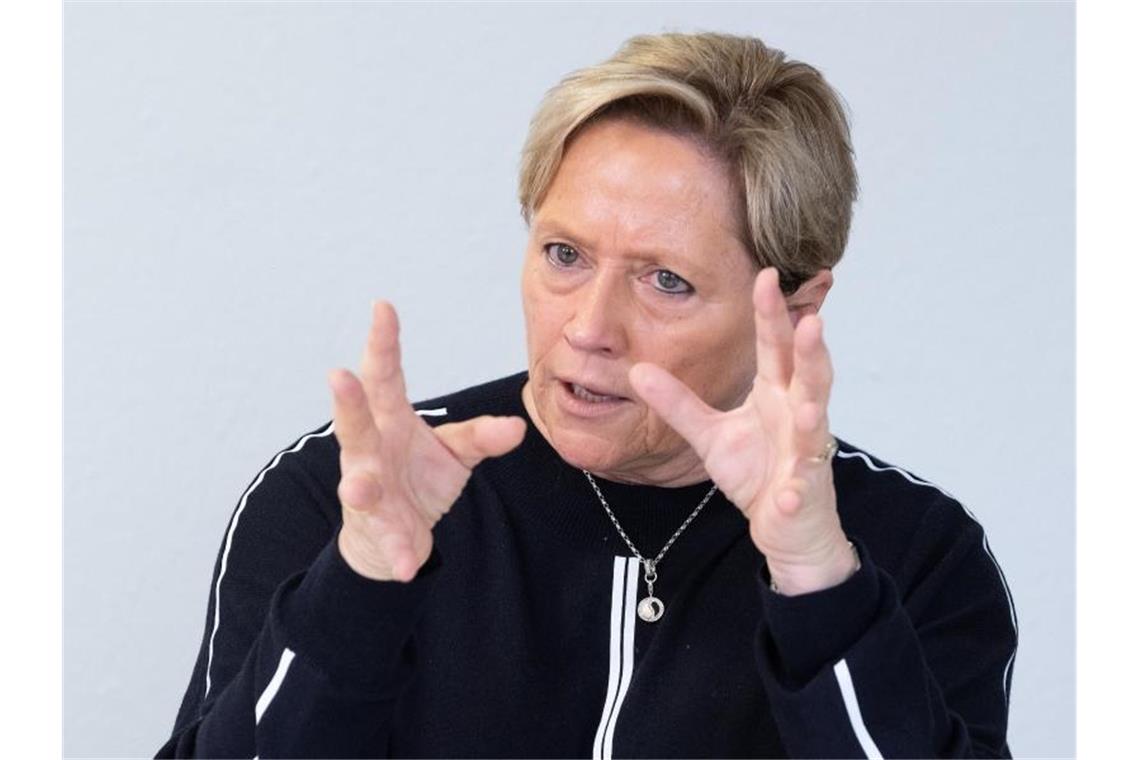Susanne Eisenmann (CDU), Ministerin für Kultus, Jugend und Sport von Baden-Württemberg. Foto: Bernd Weißbrod/dpa/Archivbild